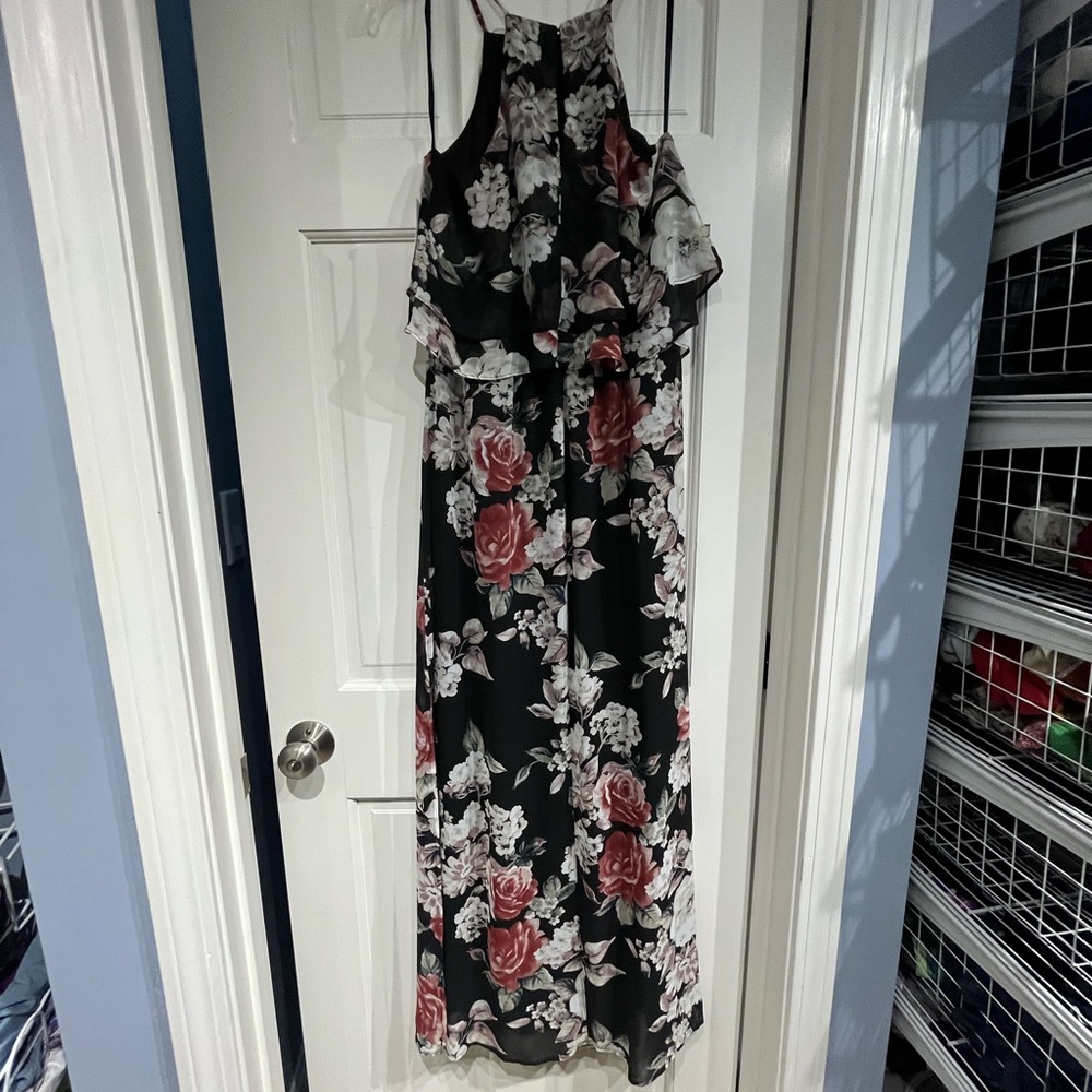 NWT David’s bridal size small floral wedding guest dress